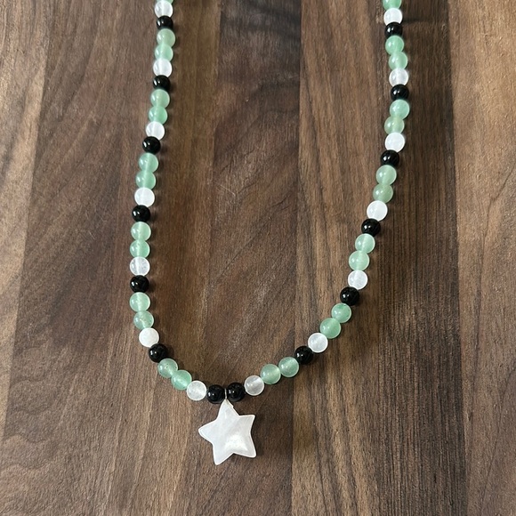 ADSICK🤍 Jewelry - White Quartz Star Necklace(Black Obsidian, Quartz and Green Aventurine)
